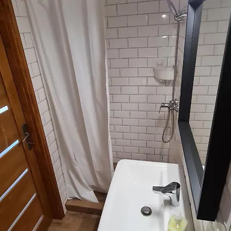 Πανσιόν Mihelyuenk 4*