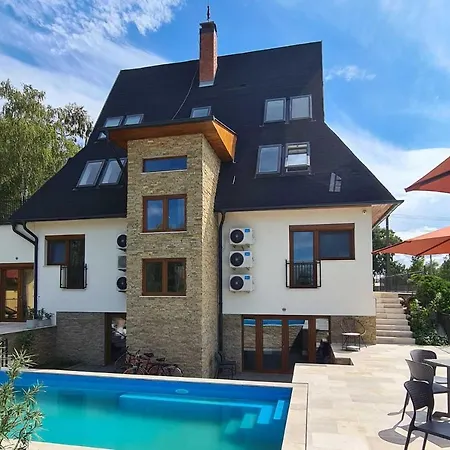 Mihelyuenk Guest house