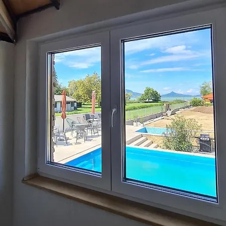 Guest house Mihelyuenk