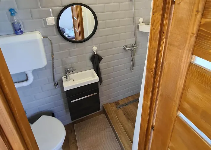 Mihelyuenk Pensjonat 4*