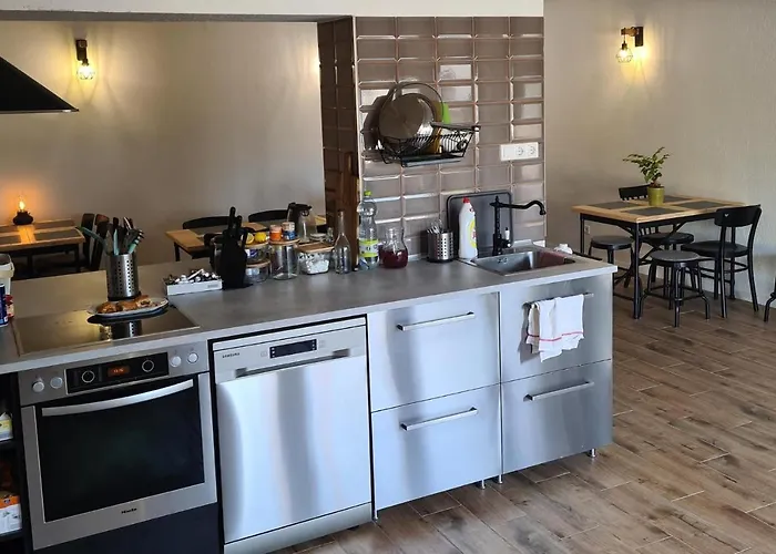 Πανσιόν Mihelyuenk Fonyód