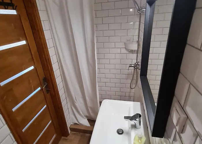 Πανσιόν Mihelyuenk 3*