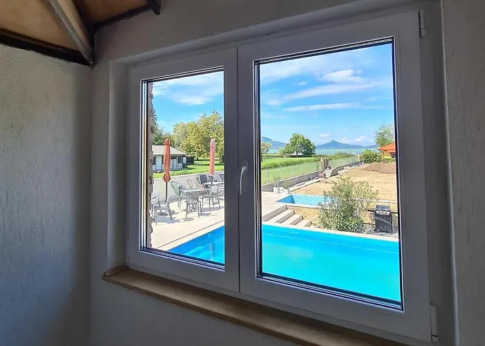 Πανσιόν Mihelyuenk